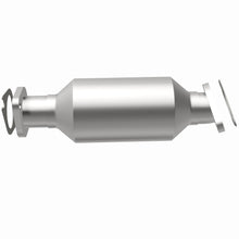 Load image into Gallery viewer, MagnaFlow Exhaust Products 52863 OEM Grade Direct-Fit Catalytic Converter for Select Hyundai Elantra, Hyundai Elantra Coupe, Hyundai Elantra GT, Hyundai Santa Fe, Kia Forte, Kia Sorento