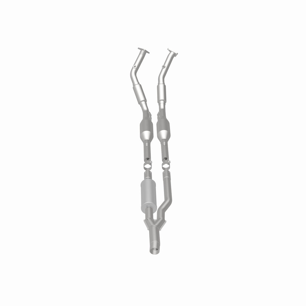 MagnaFlow Exhaust Products 24587 HM Grade Direct-Fit Catalytic Converter for Select Audi A3 Quattro, Volkswagen R32
