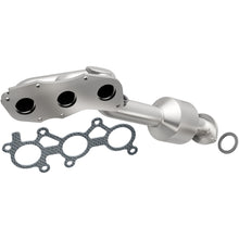 Load image into Gallery viewer, MagnaFlow Exhaust Products 452721 California CARB Manifold Catalytic Converter for Select Lexus GS300