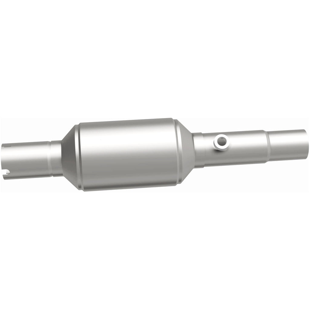 MagnaFlow Exhaust Products 23226 HM Grade Direct-Fit Catalytic Converter for Select Jeep Cherokee, Jeep Grand Cherokee