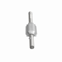 Load image into Gallery viewer, MagnaFlow Exhaust Products 23544 HM Grade Direct-Fit Catalytic Converter for Select Jeep Grand Cherokee