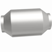 Load image into Gallery viewer, MagnaFlow Exhaust Products 51659 OEM Grade Universal Catalytic Converter for Select BMW 228i Gran Coupe, BMW 228i xDrive Gran Coupe, BMW X1, BMW X2, Cadillac Escalade, Cadillac Escalade ESV, Cadillac Escalade EXT, Chevrolet Avalanche 2500, Chevrolet
