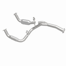 Load image into Gallery viewer, MagnaFlow Exhaust Products 21-252 OEM Grade Direct-Fit Catalytic Converter for Select Chevrolet Silverado HD, Chevrolet Silverado HD, GMC Sierra HD, GMC Sierra HD