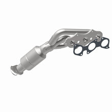 Load image into Gallery viewer, MagnaFlow Exhaust Products 5481198 California CARB Manifold Catalytic Converter for Select Toyota 4Runner, Toyota FJ Cruiser