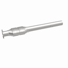 Load image into Gallery viewer, MagnaFlow Exhaust Products 23204 HM Grade Direct-Fit Catalytic Converter for Select Ford E-250 Econoline, Ford E-450 Econoline Super Duty, Ford Econoline Super Duty