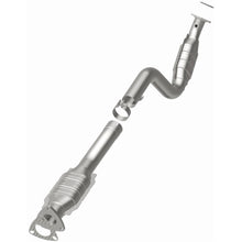Load image into Gallery viewer, MagnaFlow Exhaust Products 51534 OEM Grade Direct-Fit Catalytic Converter for Select Chevrolet Express 2500, Chevrolet Express 3500, GMC Savana 2500, GMC Savana