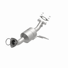 Load image into Gallery viewer, MagnaFlow Exhaust Products 4481094 California CARB Direct-Fit Catalytic Converter for Select Cadillac CTS