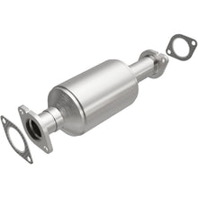 Load image into Gallery viewer, MagnaFlow Exhaust Products 3391760 California CARB Direct-Fit Catalytic Converter for Select Nissan D21, Nissan Pathfinder