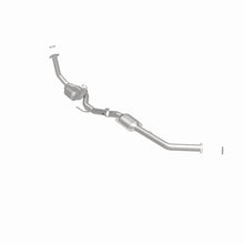 Load image into Gallery viewer, MagnaFlow Exhaust Products 52457 OEM Grade Direct-Fit Catalytic Converter for Select Toyota Sienna