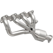 Load image into Gallery viewer, MagnaFlow Exhaust Products 452028 California CARB Manifold Catalytic Converter for Select Nissan Frontier