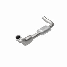 Load image into Gallery viewer, MagnaFlow Exhaust Products 458001 California CARB Direct-Fit Catalytic Converter for Select Ford E-150, Ford E-150 Club Wagon, Ford E-250