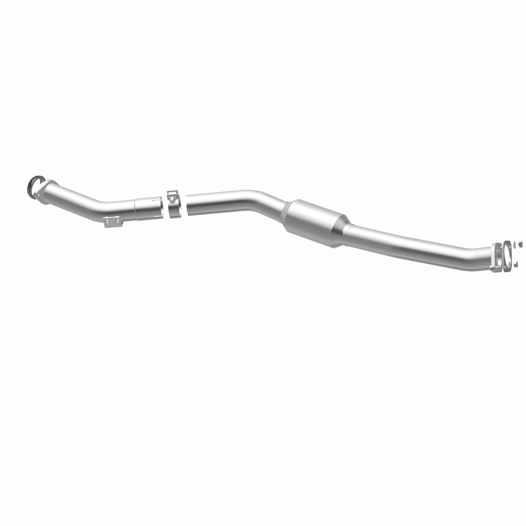 MagnaFlow Exhaust Products 280670 OEM Grade Direct-Fit Catalytic Converter for Select Subaru Ascent, Subaru Legacy, Subaru Outback