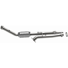 Load image into Gallery viewer, MagnaFlow Exhaust Products 23314 HM Grade Direct-Fit Catalytic Converter for Select Ford Explorer, Mercury Mountaineer