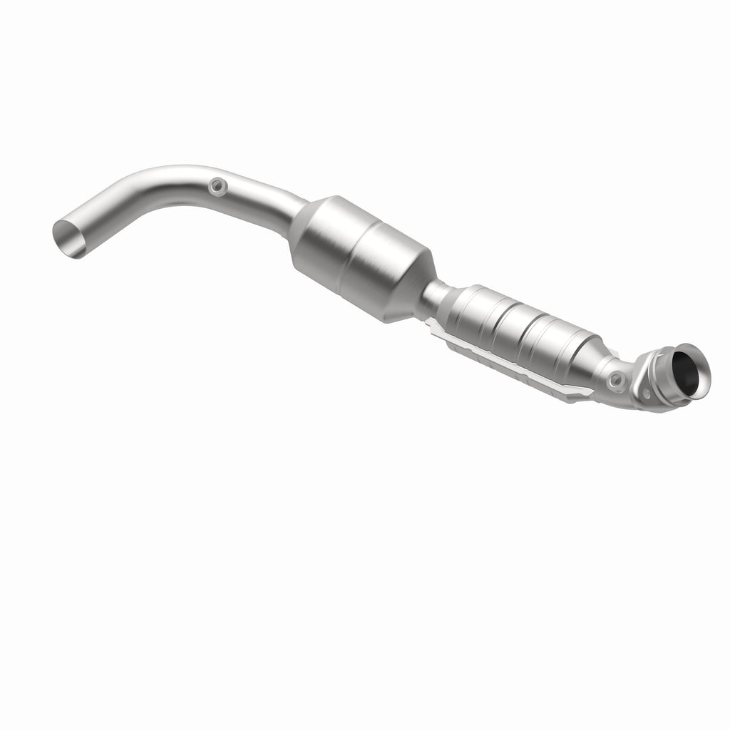 MagnaFlow Exhaust Products 51311 OEM Grade Direct-Fit Catalytic Converter for Select Ford E-150, Ford E-150 Club Wagon, Ford E-250