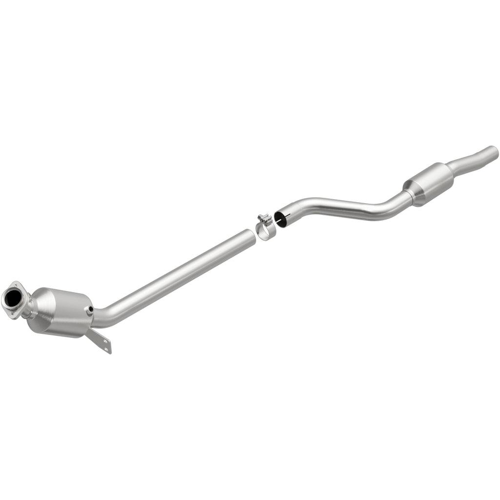 MagnaFlow Exhaust Products 21-448 OEM Grade Direct-Fit Catalytic Converter for Select Mercedes-Benz C300, Mercedes-Benz C350, Mercedes-Benz E350, Mercedes-Benz E400, Mercedes-Benz GLK350