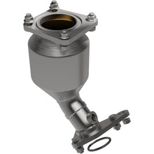 Load image into Gallery viewer, MagnaFlow Exhaust Products 6511129 California CARB Direct-Fit Catalytic Converter for Select Nissan Maxima