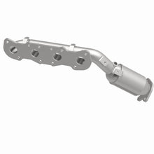 Load image into Gallery viewer, MagnaFlow Exhaust Products 22-093 OEM Grade Manifold Catalytic Converter for Select Hyundai Equus, Hyundai Genesis, Kia K900