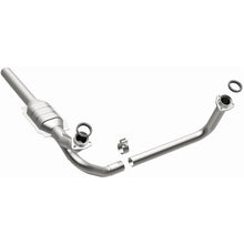 Load image into Gallery viewer, MagnaFlow Exhaust Products 93109 Standard Grade Direct-Fit Catalytic Converter for Select Chevrolet C1500, Chevrolet K1500, GMC C1500, GMC K1500