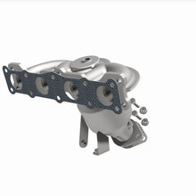 Load image into Gallery viewer, MagnaFlow Exhaust Products 5531590 California CARB Manifold Catalytic Converter for Select Hyundai Tucson