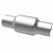 Load image into Gallery viewer, MagnaFlow Exhaust Products 50004 Standard Grade Universal Catalytic Converter for Select American Motors Concord, American Motors Gremlin, American Motors Spirit, Chrysler Intrepid, Ford Granada, Ford LTD, Ford Mustang, Jaguar Vanden Plas, Jaguar XJ6,