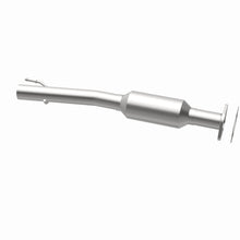 Load image into Gallery viewer, MagnaFlow Exhaust Products 5571662 California CARB Direct-Fit Catalytic Converter for Select Ford Escape, Mazda Tribute, Mercury Mariner