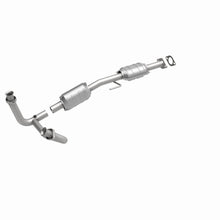 Load image into Gallery viewer, MagnaFlow Exhaust Products 447250 California CARB Direct-Fit Catalytic Converter for Select Ford Aerostar
