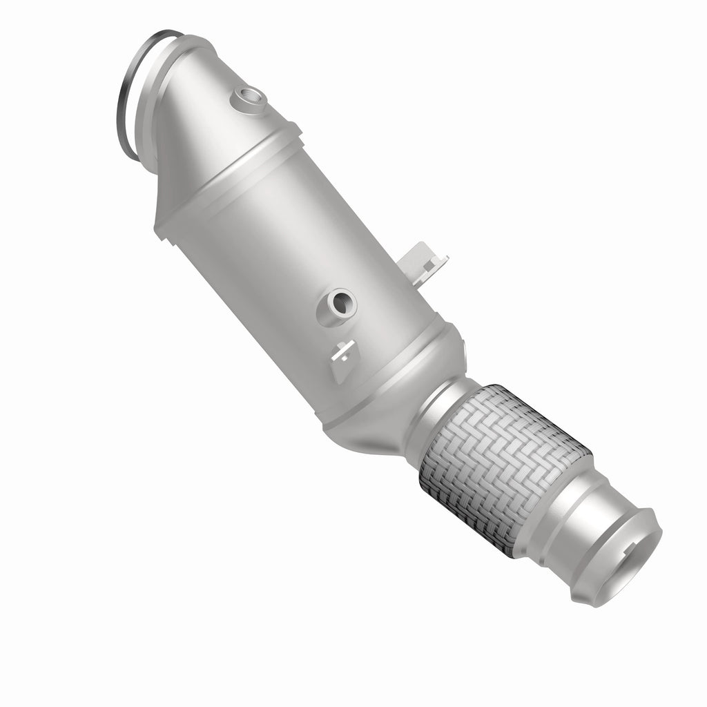 MagnaFlow Exhaust Products 280543 OEM Grade Direct-Fit Catalytic Converter for Select BMW 230i, BMW 230i xDrive, BMW 330i, BMW 330i GT xDrive, BMW 330i xDrive, BMW 430i, BMW 430i Gran Coupe, BMW 430i xDrive, BMW 430i xDrive Gran Coupe, BMW 530e, BMW 530e