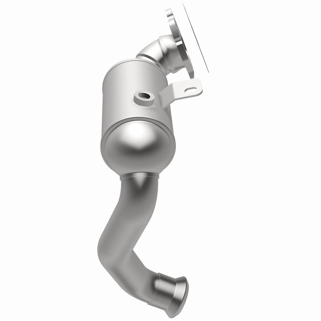 MagnaFlow Exhaust Products 21-951 OEM Grade Direct-Fit Catalytic Converter for Select Chrysler Pacifica, Chrysler Voyager
