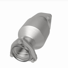 Load image into Gallery viewer, MagnaFlow Exhaust Products 5571476 California CARB Direct-Fit Catalytic Converter for Select Honda Accord