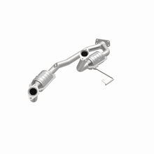 Load image into Gallery viewer, MagnaFlow Exhaust Products 49624 OEM Grade Direct-Fit Catalytic Converter for Select Ford Windstar