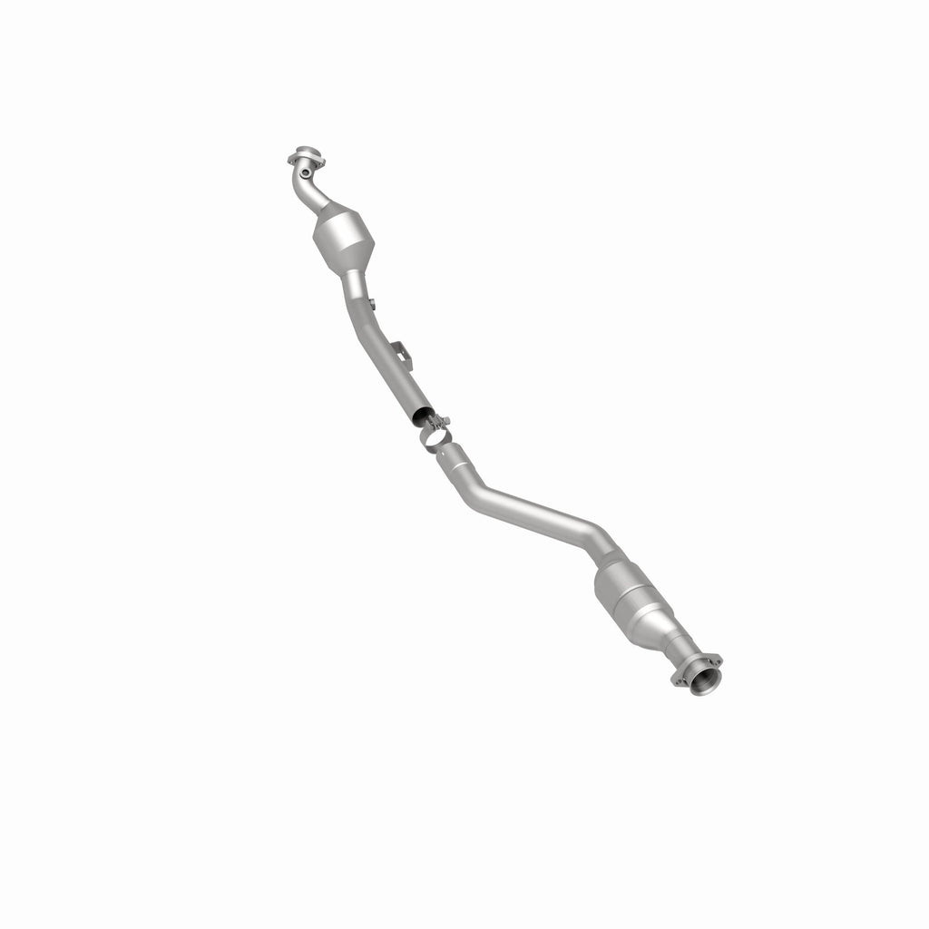 MagnaFlow Exhaust Products 51628 OEM Grade Direct-Fit Catalytic Converter for Select Mercedes-Benz E430