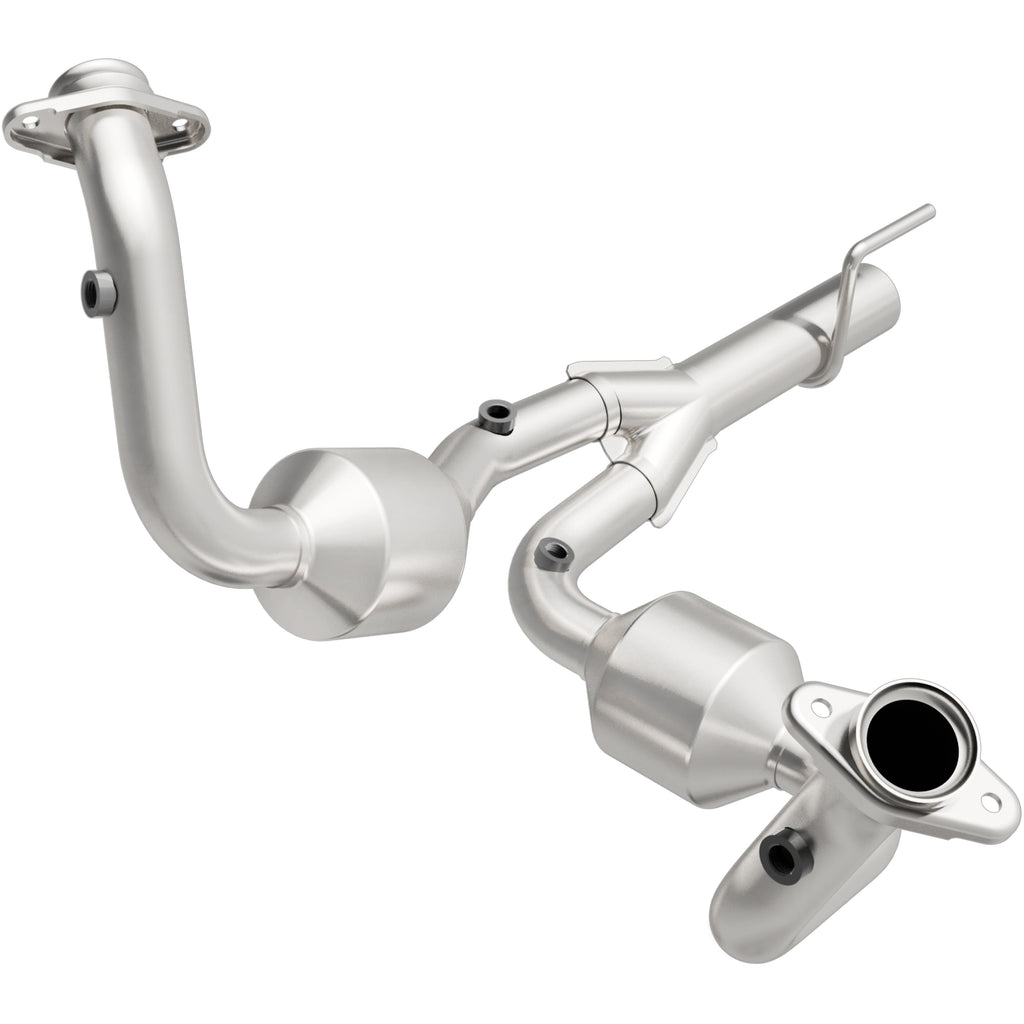 MagnaFlow Exhaust Products 23067 HM Grade Direct-Fit Catalytic Converter for Select Jeep Grand Cherokee