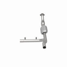 Load image into Gallery viewer, MagnaFlow Exhaust Products 23345 HM Grade Direct-Fit Catalytic Converter for Select Ford Expedition, Ford F-150, Ford F-250