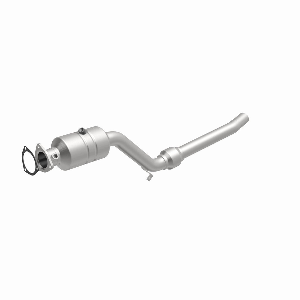 MagnaFlow Exhaust Products 51462 OEM Grade Direct-Fit Catalytic Converter for Select Audi A4, Audi A4 Quattro