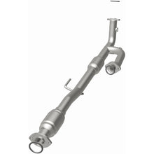 Load image into Gallery viewer, MagnaFlow Exhaust Products 457022 California CARB Direct-Fit Catalytic Converter for Select Lexus ES300, Toyota Camry