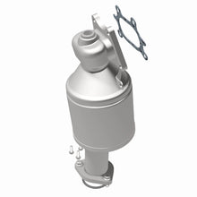 Load image into Gallery viewer, MagnaFlow Exhaust Products 5631998 California CARB Manifold Catalytic Converter for Select Honda Accord