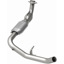 Load image into Gallery viewer, MagnaFlow Exhaust Products 447117 California CARB Direct-Fit Catalytic Converter for Select Ford Expedition, Ford F-150, Lincoln Navigator