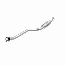 Load image into Gallery viewer, MagnaFlow Exhaust Products 51375 OEM Grade Direct-Fit Catalytic Converter for Select BMW 525i, BMW 525xi, BMW 528i, BMW 528i xDrive, BMW 528xi, BMW 530i, BMW 530xi