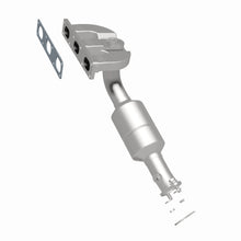 Load image into Gallery viewer, MagnaFlow Exhaust Products 49770 OEM Grade Manifold Catalytic Converter for Select BMW 525i, BMW 530i
