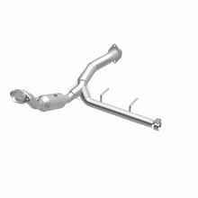 Load image into Gallery viewer, MagnaFlow Exhaust Products 5551469 California CARB Direct-Fit Catalytic Converter for Select Ford F-150