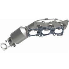 Load image into Gallery viewer, MagnaFlow Exhaust Products 52784 OEM Grade Manifold Catalytic Converter for Select Hyundai Genesis, Kia K900