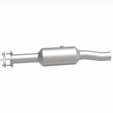 Load image into Gallery viewer, MagnaFlow Exhaust Products 280446 OEM Grade Direct-Fit Catalytic Converter for Select Ford E-450 Super Duty