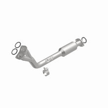 Load image into Gallery viewer, MagnaFlow Exhaust Products 4481912 California CARB Direct-Fit Catalytic Converter for Select Toyota 4Runner