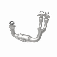Load image into Gallery viewer, MagnaFlow Exhaust Products 457065 California CARB Direct-Fit Catalytic Converter for Select Toyota MR2 Spyder