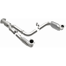 Load image into Gallery viewer, MagnaFlow Exhaust Products 51812 OEM Grade Direct-Fit Catalytic Converter for Select Chevrolet Silverado HD, Chevrolet Silverado HD, GMC Sierra HD, GMC Sierra HD