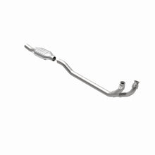 Load image into Gallery viewer, MagnaFlow Exhaust Products 93302 Standard Grade Direct-Fit Catalytic Converter for Select Ford Bronco, Ford E-150 Econoline, Ford E-150 Econoline Club Wagon, Ford E-250 Econoline, Ford E-250 Econoline Club Wagon, Ford E-350 Econoline, Ford E-350