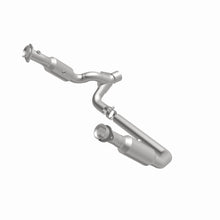 Load image into Gallery viewer, MagnaFlow Exhaust Products 5551665 California CARB Direct-Fit Catalytic Converter for Select Dodge Ram 1500, Ram