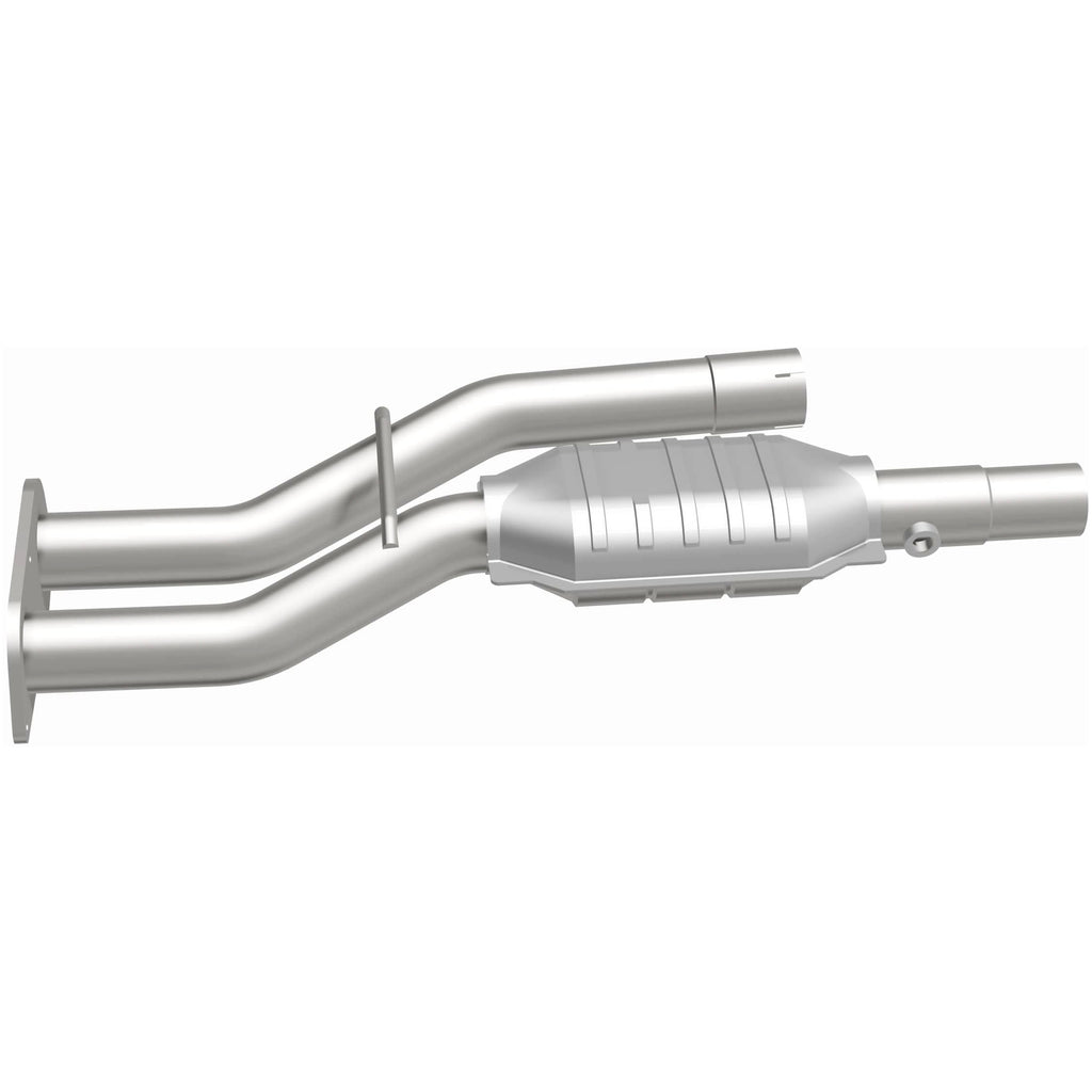MagnaFlow Exhaust Products 23179 HM Grade Direct-Fit Catalytic Converter for Select Chevrolet C2500, Chevrolet C2500 Suburban, Chevrolet C3500, Chevrolet K2500, Chevrolet K3500, GMC C2500, GMC C2500 Suburban, GMC K2500, GMC K3500