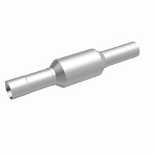 Load image into Gallery viewer, MagnaFlow Exhaust Products 3391488 California CARB Direct-Fit Catalytic Converter for Select Chevrolet Blazer, Chevrolet C1500 Suburban, Chevrolet C2500 Suburban, Chevrolet K1500 Suburban, Chevrolet K2500 Suburban, GMC C1500 Suburban, GMC C2500 Suburban,