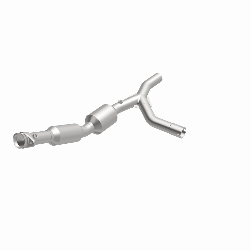 MagnaFlow Exhaust Products 5582310 California CARB Direct-Fit Catalytic Converter for Select Ford E-150, Ford E-250